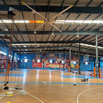 Giá tốt. 5Pcs Blade Industrial HVLS Ceiling Fan cho Nhà máy AC Động cơ DC không chải trực tuyến